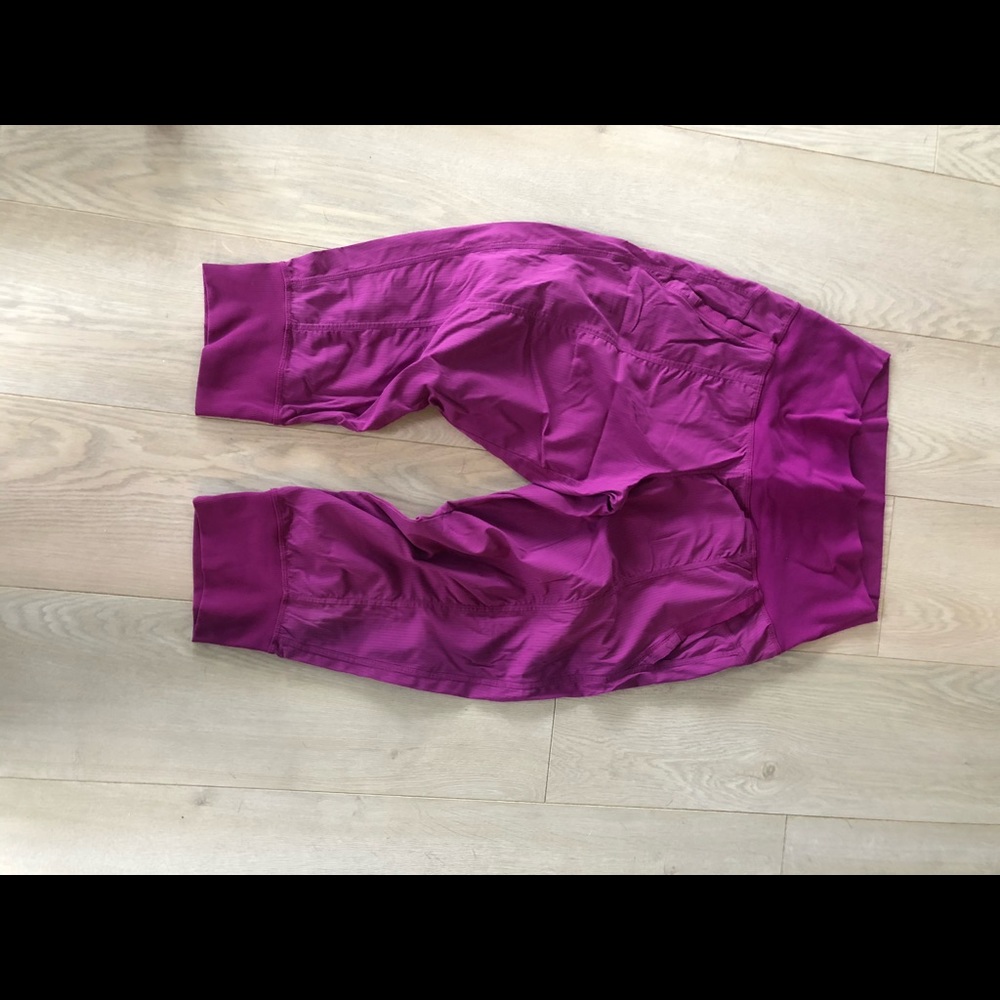 Lululemon Studio to Street Capri